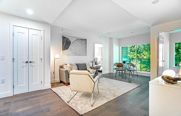 209 488 W 58th Avenue South Cambie