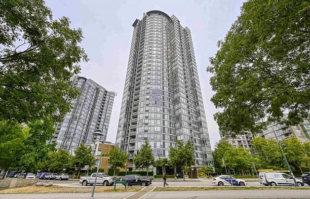 3307 1033 Marinaside Crescent Yaletown