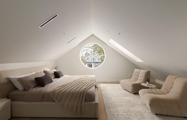 1 3449 W 22nd Avenue Dunbar