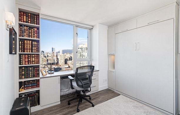 3307 1033 Marinaside Crescent Yaletown