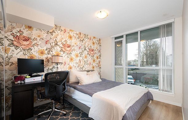 2063 W 10th Avenue Kitsilano