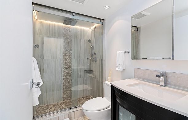 3307 1033 Marinaside Crescent Yaletown