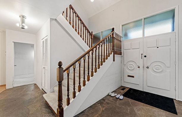 1042 W 48th Avenue South Granville