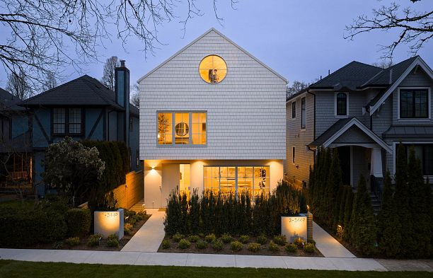 1 3449 W 22nd Avenue Dunbar