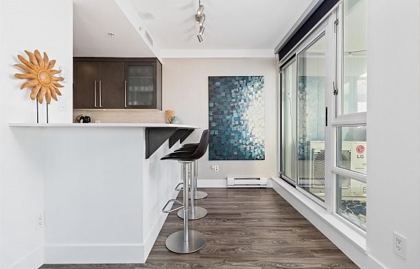 3307 1033 Marinaside Crescent Yaletown