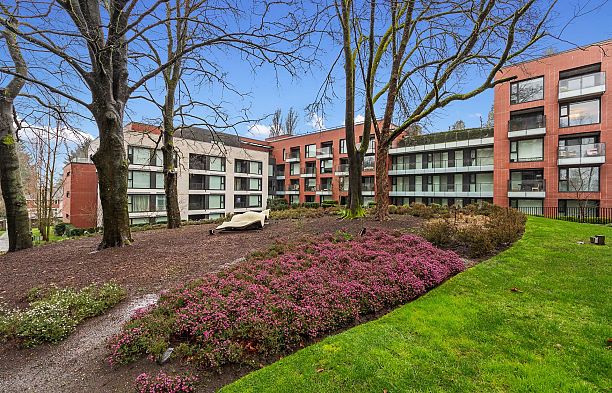 212 7128 Adera Street South Granville