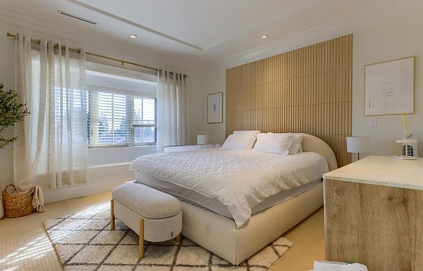 7588 Osler Street South Granville