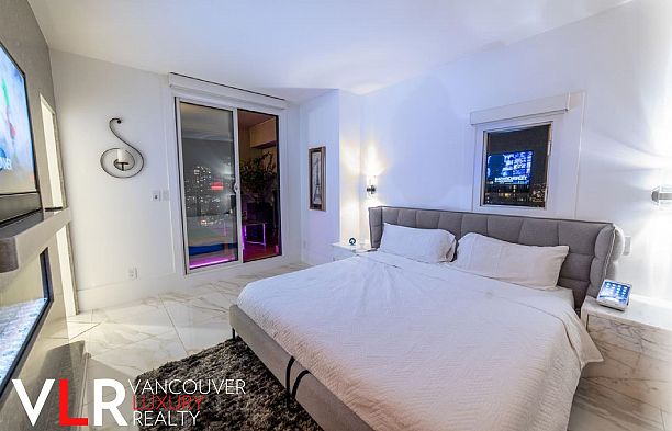 PH 199 DRAKE STREET, Vancouver BC V6Z 2Y8 Yaletown