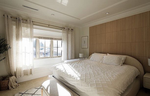 7588 Osler Street South Granville