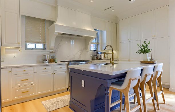 7588 Osler Street South Granville