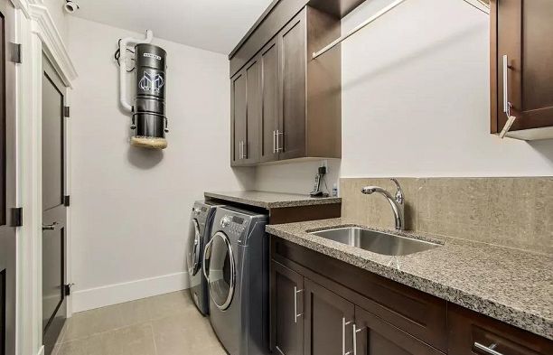 7588 Osler Street South Granville