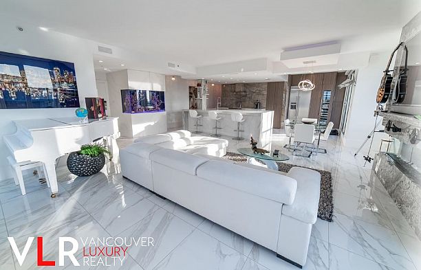 PH 199 DRAKE STREET, Vancouver BC V6Z 2Y8 Yaletown