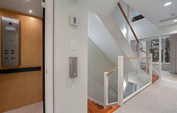 TH20 1281 W Cordova Street Coal Harbour