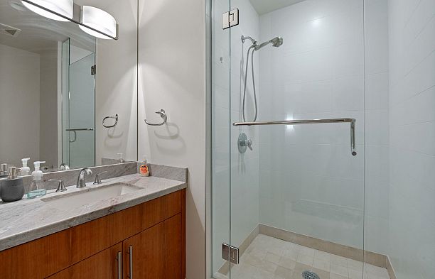 TH20 1281 W Cordova Street Coal Harbour