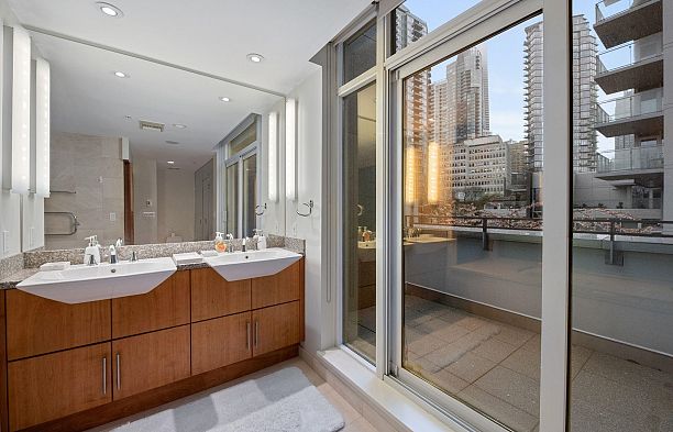 TH20 1281 W Cordova Street Coal Harbour