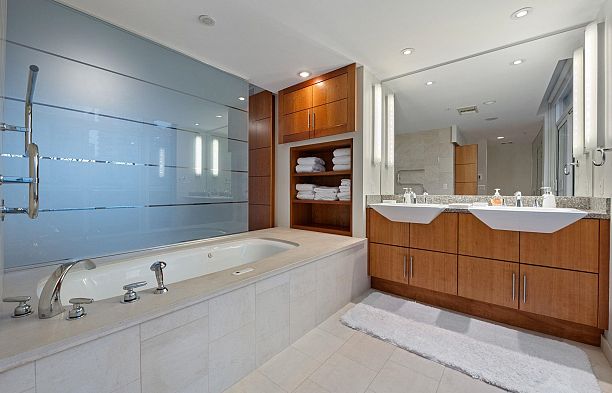 TH20 1281 W Cordova Street Coal Harbour