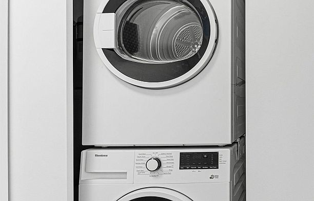 204 3590 W 39th Avenue Dunbar