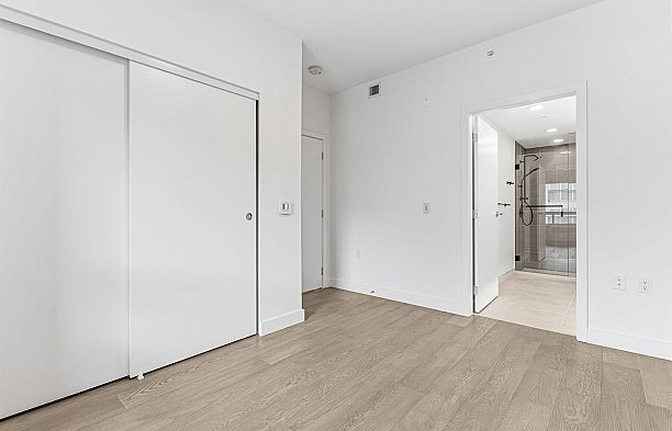 205 3590 W 39th Avenue Dunbar