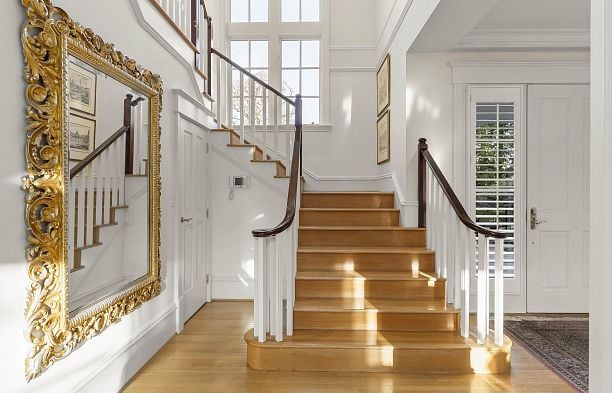 6625 Balaclava Street Southlands