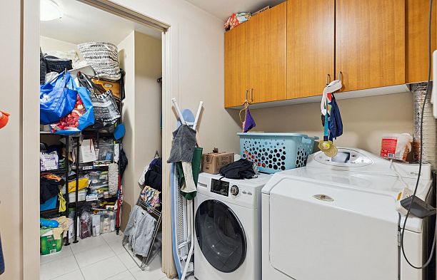 TH12 1233 W Cordova Street Coal Harbour