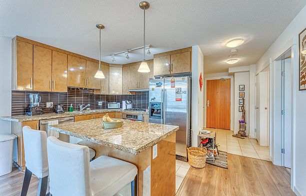 501 1189 Melville Street Coal Harbour