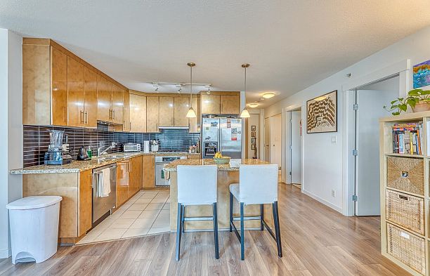 501 1189 Melville Street Coal Harbour