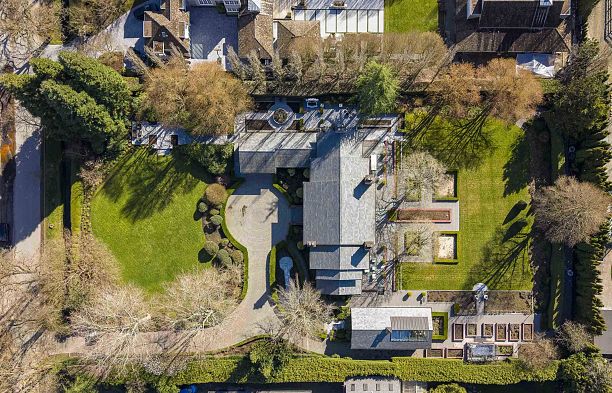 6625 Balaclava Street Southlands