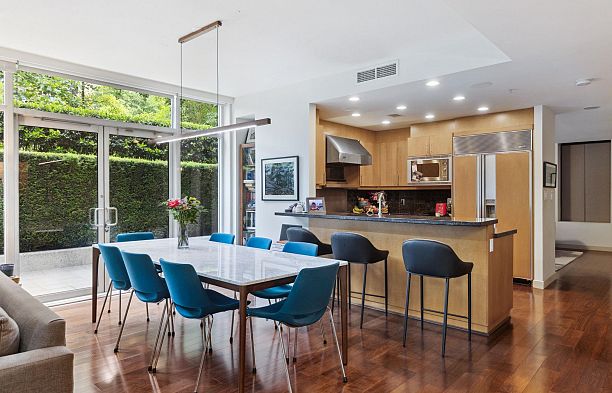 TH12 1233 W Cordova Street Coal Harbour