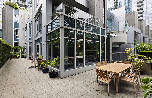 TH12 1233 W Cordova Street Coal Harbour