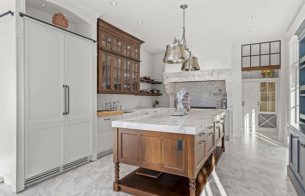 6625 Balaclava Street Southlands