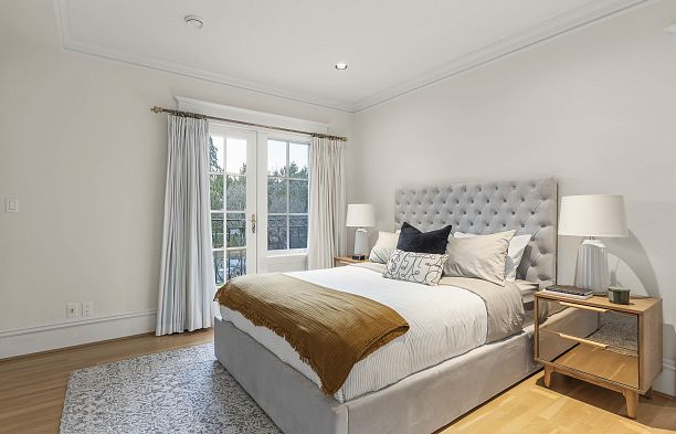 6625 Balaclava Street Southlands