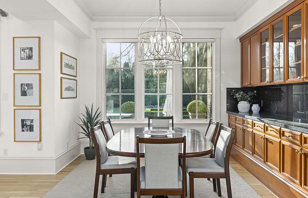 6625 Balaclava Street Southlands