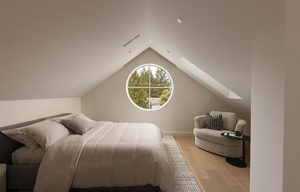 2 3449 W 22nd Avenue Dunbar