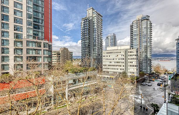 501 1189 Melville Street Coal Harbour