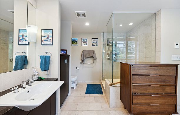 TH12 1233 W Cordova Street Coal Harbour