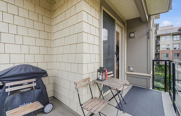 210 6268 Eagles Drive University VW