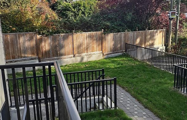 2 1706 W 68 Avenue S.W. Marine