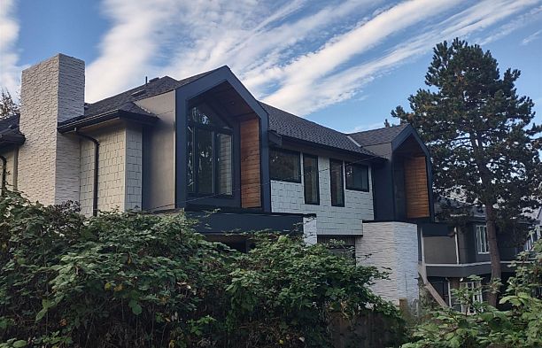 2 1706 W 68 Avenue S.W. Marine