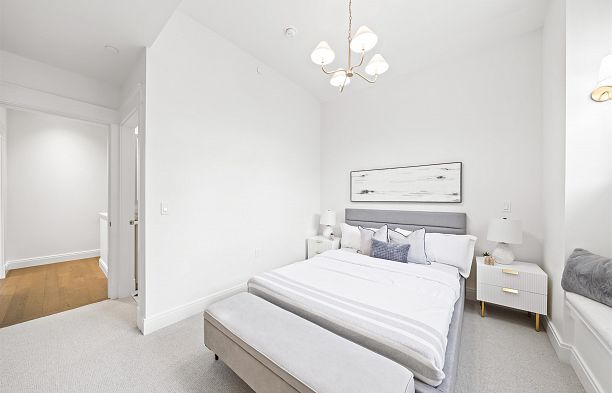 2 5819 Highbury Street Southlands