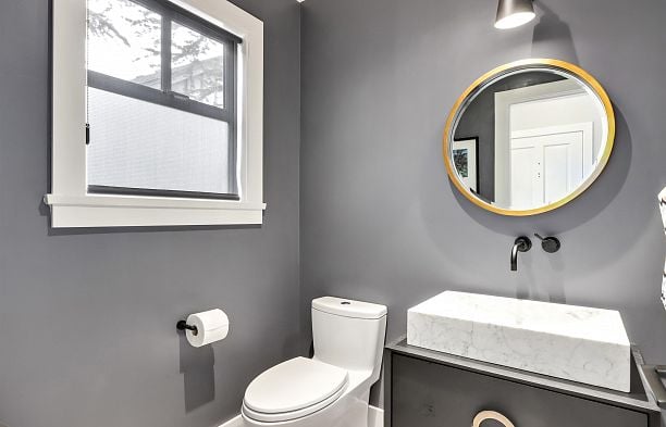 32 5650 Hampton Place University VW