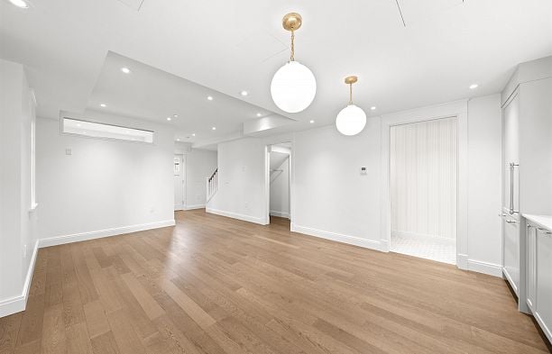 5815 Highbury Street Southlands