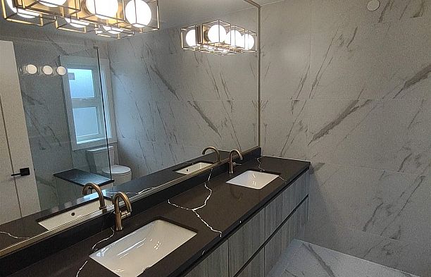 2 1706 W 68 Avenue S.W. Marine