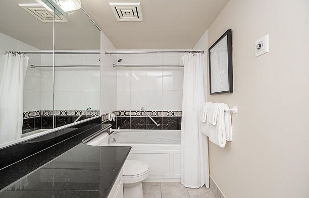 1501 560 Cardero Street Coal Harbour