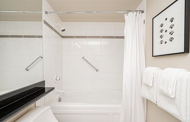 1501 560 Cardero Street Coal Harbour