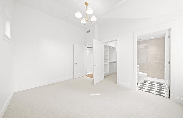 5815 Highbury Street Southlands