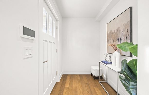 2 5819 Highbury Street Southlands