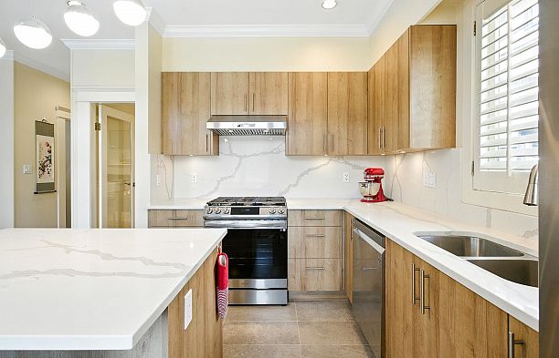 4420 Collingwood Street Dunbar