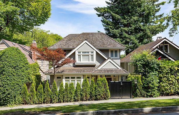 4420 Collingwood Street Dunbar