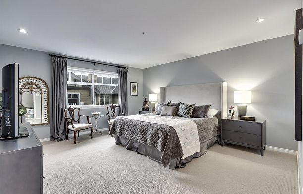 32 5650 Hampton Place University VW