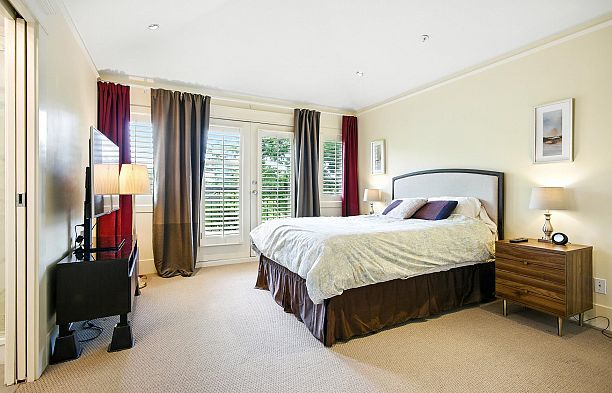 4420 Collingwood Street Dunbar